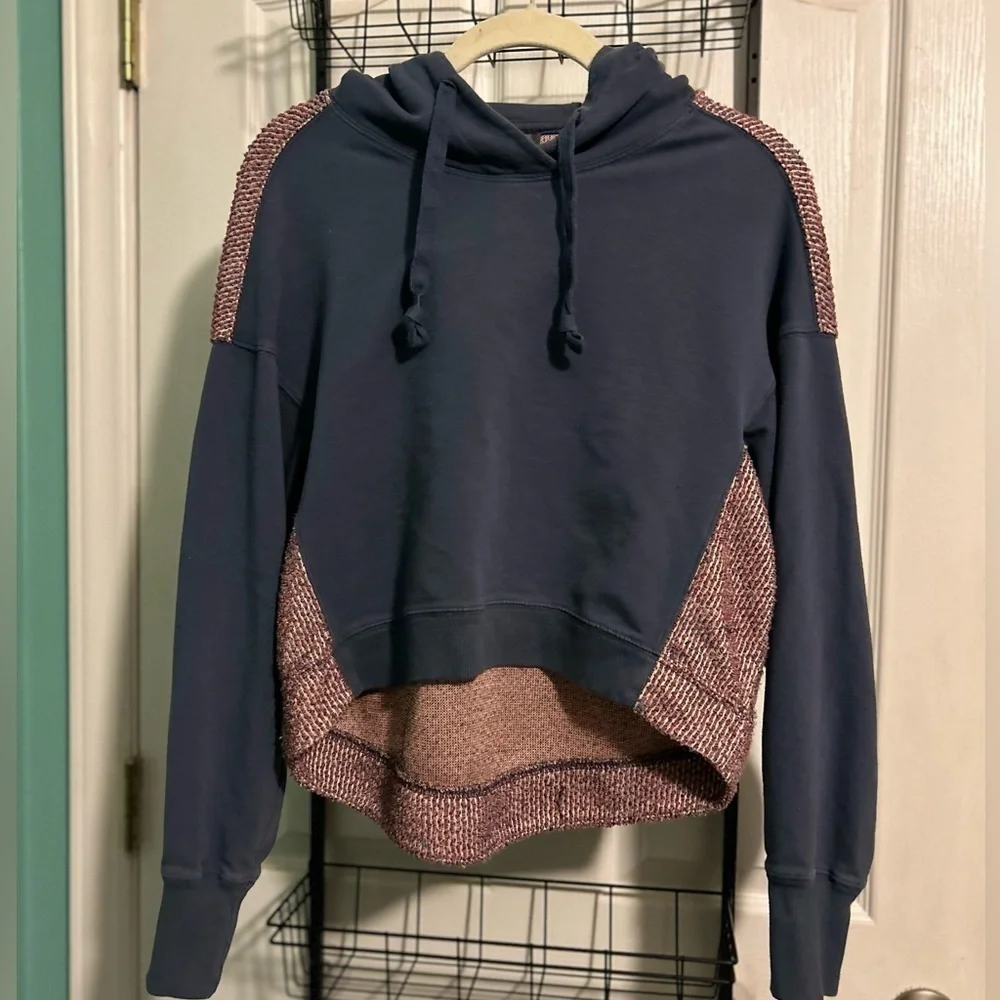 Anthropologie Karla Hoodie XS Saturday Sunday Crop sweatshirt cozy gorpcore